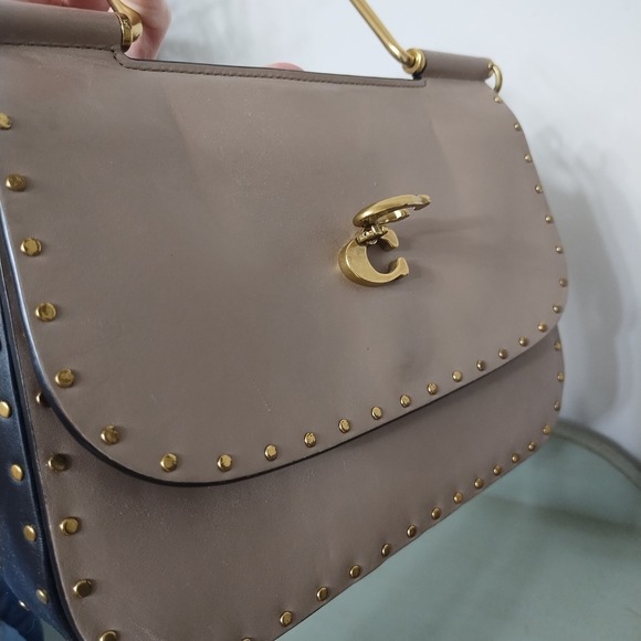 Used Ellie With Rivets - Picture 16 of 16